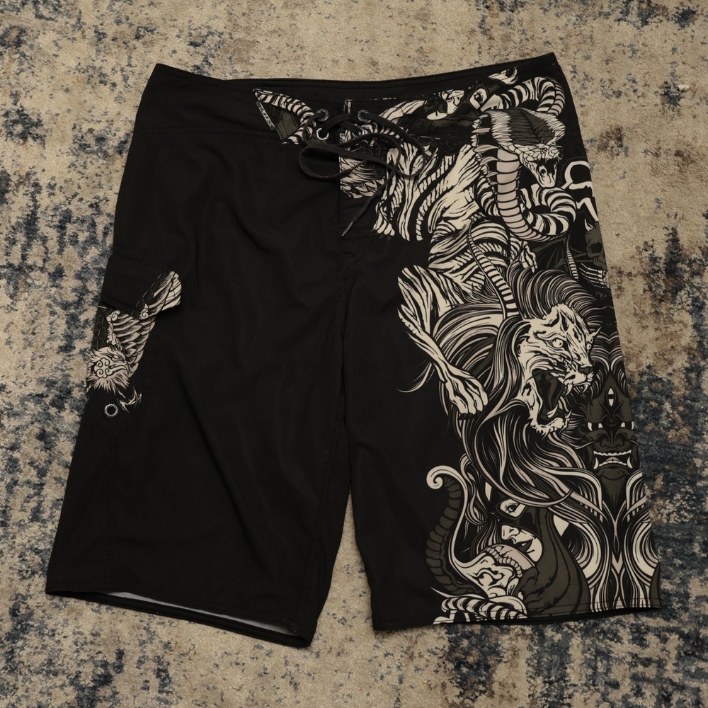 ⁠Vtg Fox Racing Boardshorts Tattoo Print Lion Snake Eagle Y2K Moto Skate Mens 34